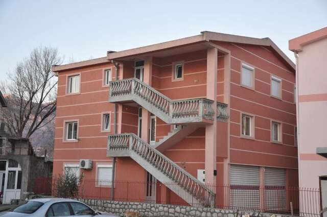 Апартаменты Vila Tatiana Delux Apartman Бар-49